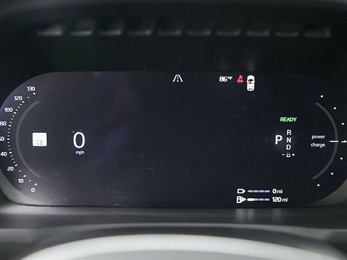 Certified 2024 Volvo XC90 T8 Plus AWD/4WD image 33