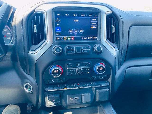 Used 2020 Chevrolet Silverado 1500 RST AWD/4WD image 32
