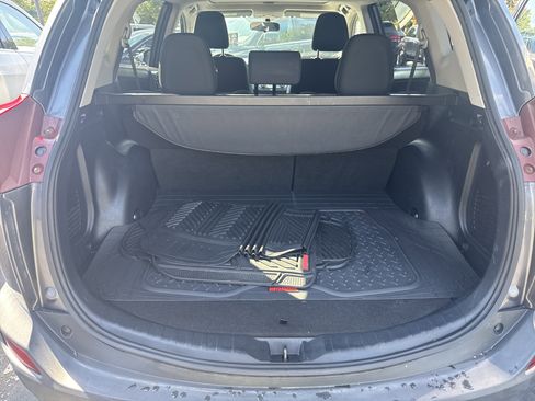 Used 2013 Toyota RAV4 XLE image 8