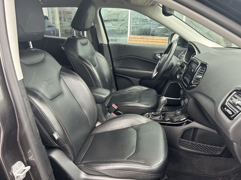 Used 2019 Jeep Compass Limited image 26