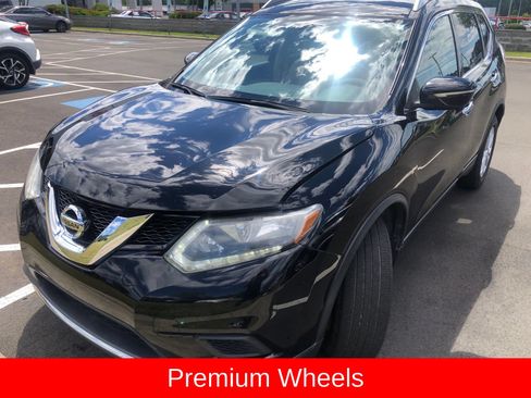 Used 2015 Nissan Rogue SV w/ SV Premium Package FWD image 8