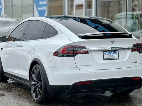 Used 2019 Tesla Model X Performance image 3