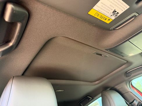 New 2026 MAZDA MAZDA3 Hatchback w/Premium Plus Pkg image 11