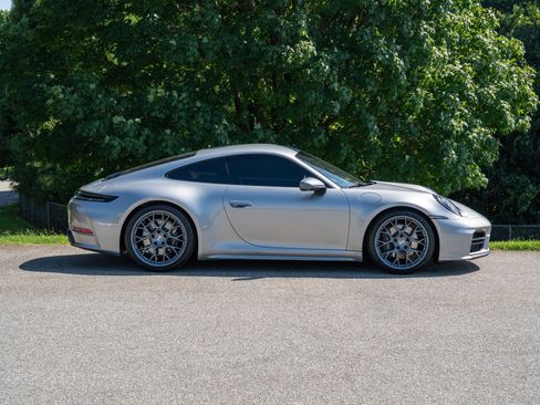 Certified 2026 Porsche 911 Carrera T RWD image 8