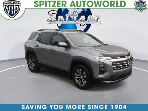 Used 2025 Chevrolet Equinox LT w/ Convenience Package II AWD/4WD image 3