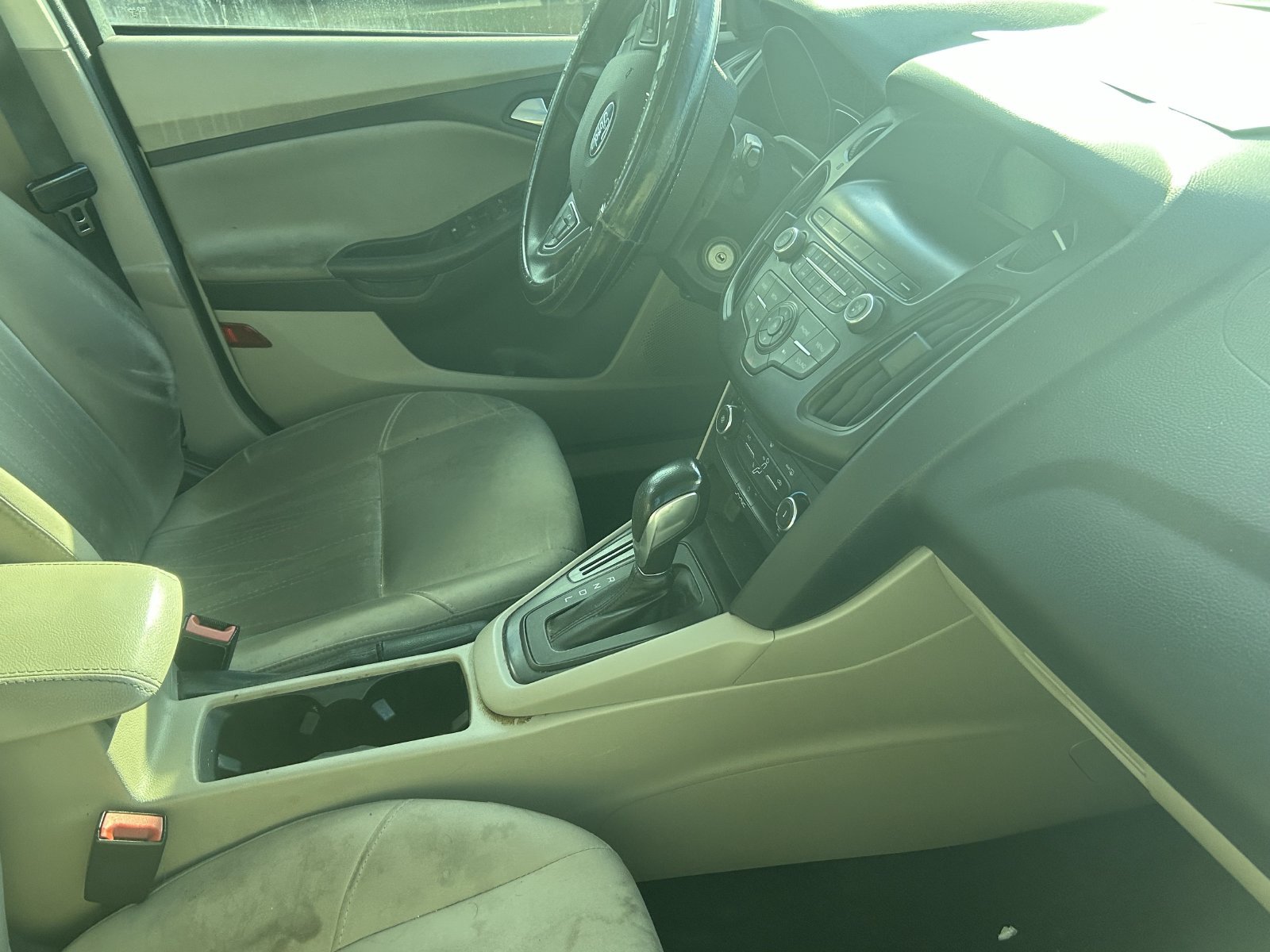 Used 2018 Ford Focus SE FWD image 10
