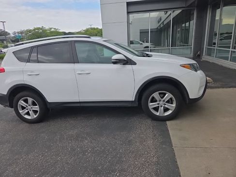 Used 2013 Toyota RAV4 XLE FWD image 27