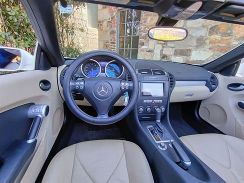Used 2005 Mercedes-Benz SLK 350 image 36