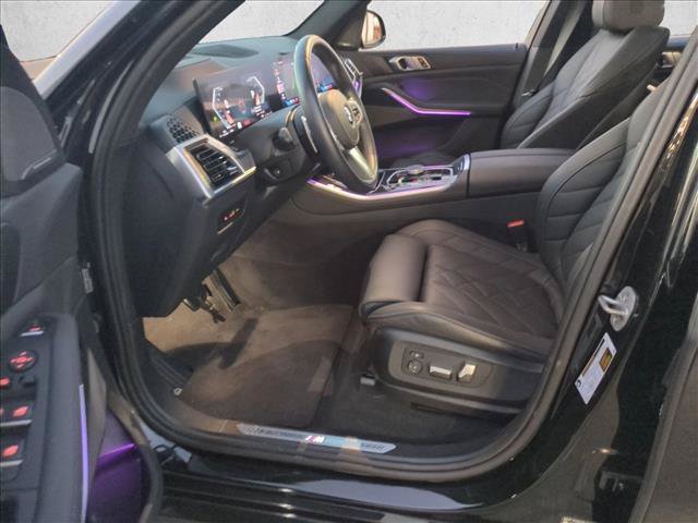 Certified 2025 BMW X5 sDrive40i w/ M Sport Package RWD image 17