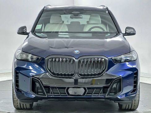 New 2026 BMW X5 xDrive40i w/ M Sport Package image 10