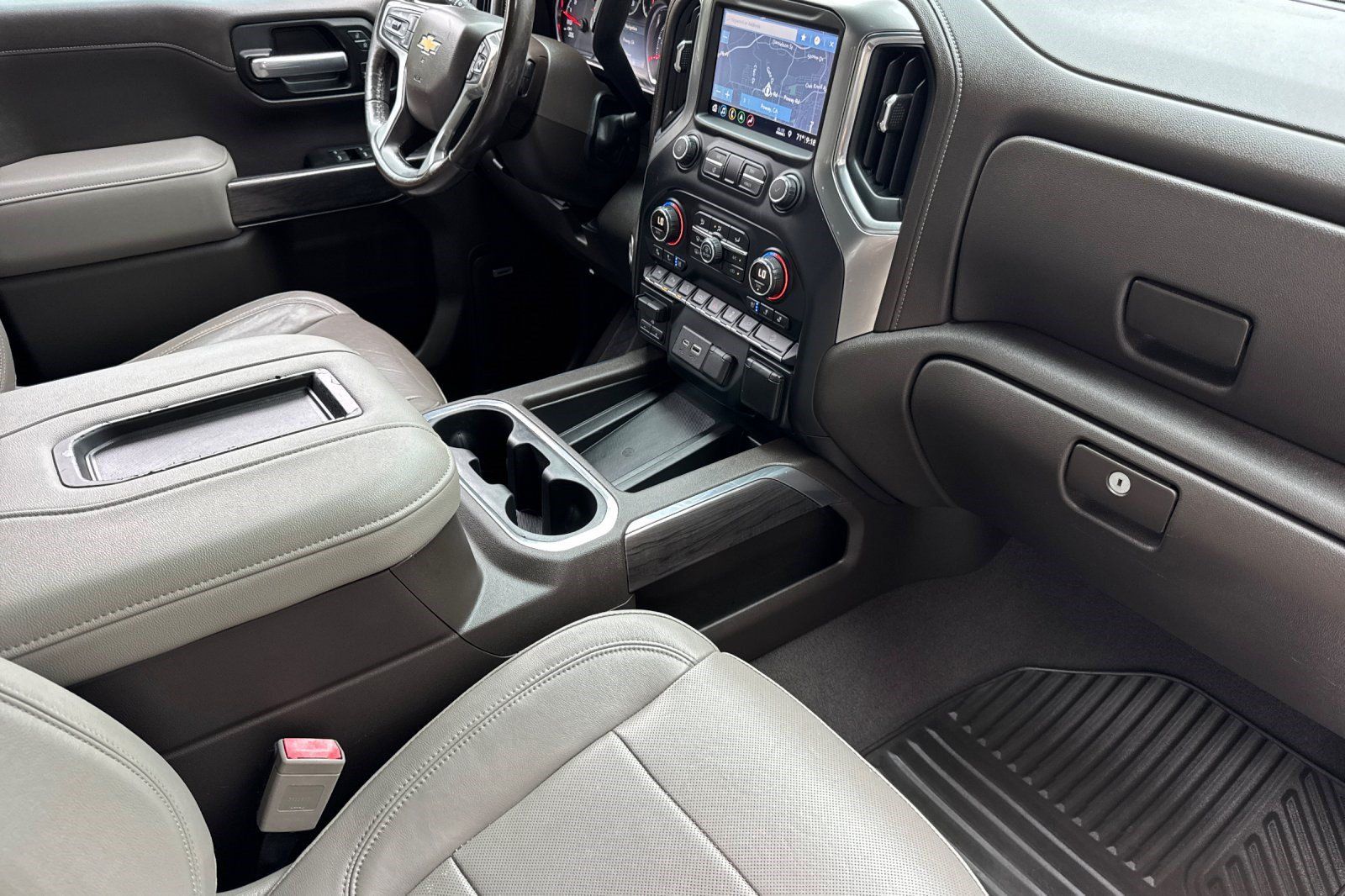Used 2019 Chevrolet Silverado 1500 LTZ w/ LTZ Premium Package AWD/4WD image 34