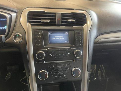 Used 2018 Ford Fusion S image 26