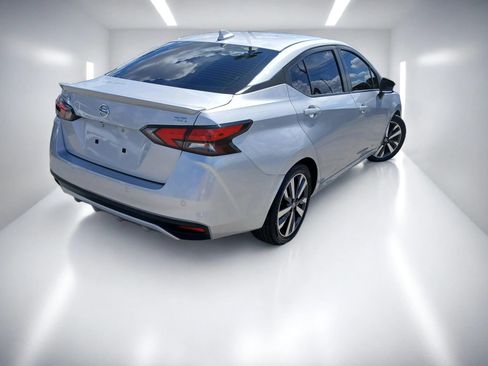Used 2020 Nissan Versa SR w/ Convenience Package FWD image 5