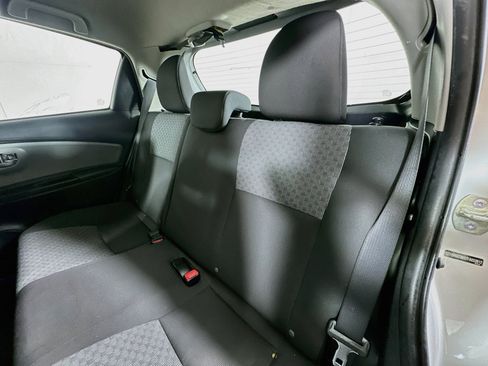Used 2015 Toyota Yaris LE FWD image 21