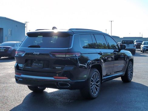 Used 2021 Jeep Grand Cherokee L Summit AWD/4WD image 6