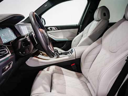 Used 2023 BMW X5 sDrive40i w/ Parking Assistance Package image 17