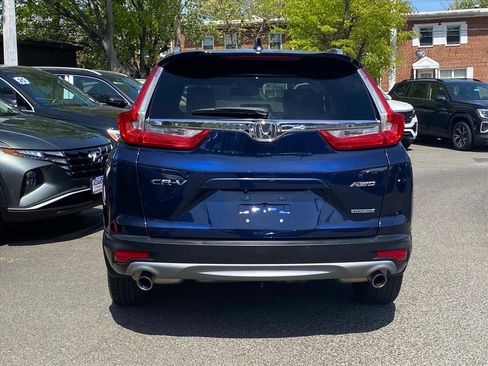 Used 2018 Honda CR-V Touring image 4