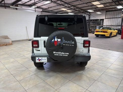 Used 2023 Jeep Wrangler Sport S image 4