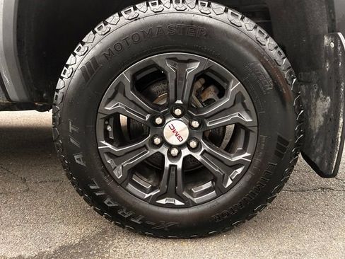 Used 2023 GMC Canyon Elevation w/ Convenience Package AWD/4WD image 28