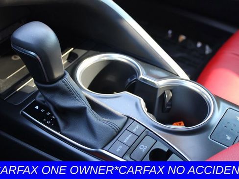 Used 2020 Toyota Camry XSE image 40