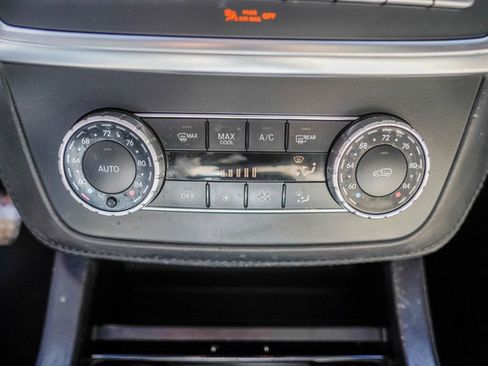Used 2015 Mercedes-Benz ML 63 AMG 4MATIC image 39