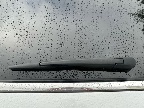 Used 2023 Jeep Grand Cherokee L Overland image 20