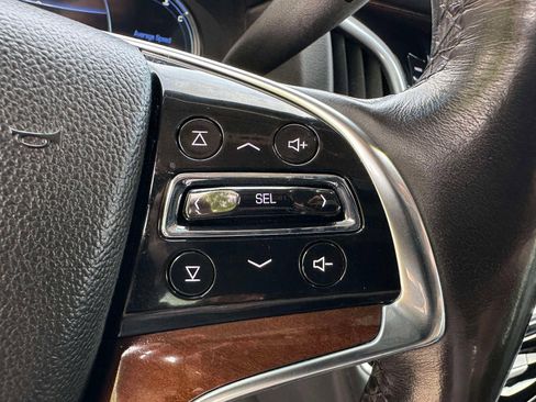 Used 2020 Cadillac Escalade ESV Premium Luxury AWD/4WD image 14