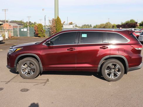 Used 2019 Toyota Highlander Limited Platinum AWD/4WD image 8