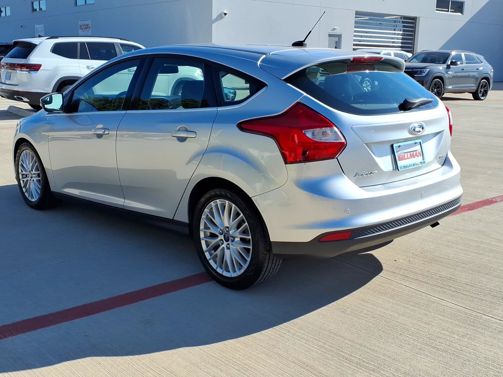 Used 2012 Ford Focus SEL FWD image 8