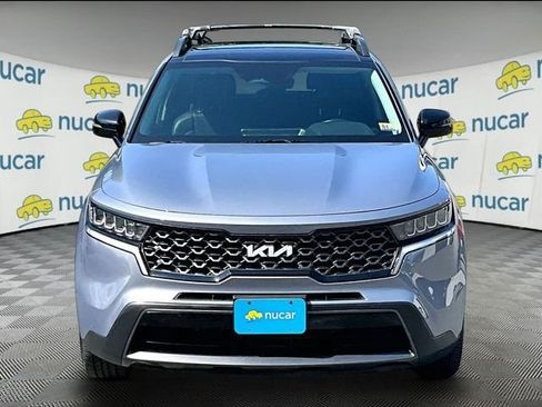 Used 2023 Kia Sorento S w/ Panoramic Sunroof Package AWD/4WD image 3