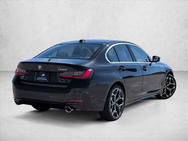 Used 2026 BMW 330i Sedan w/ Premium Package RWD image 2