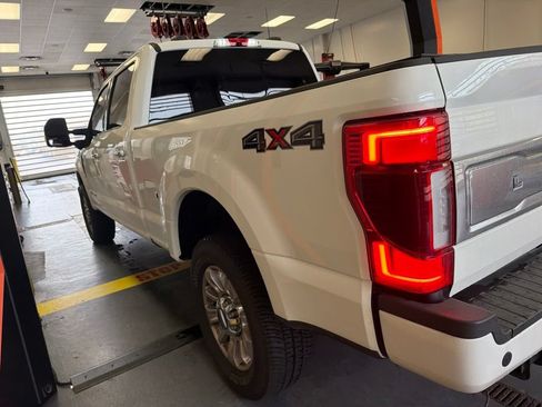 Used 2022 Ford F250 Limited AWD/4WD image 11