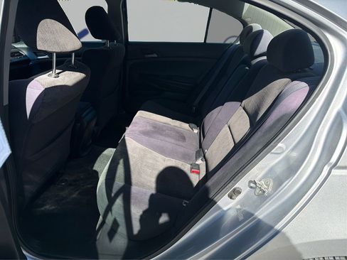 Used 2010 Honda Accord LX-P image 10