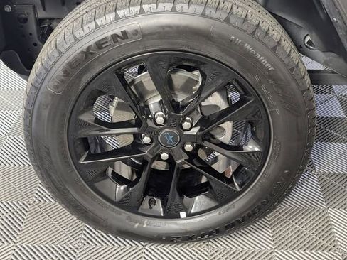 Used 2025 Jeep Wrangler Unlimited Sahara image 8