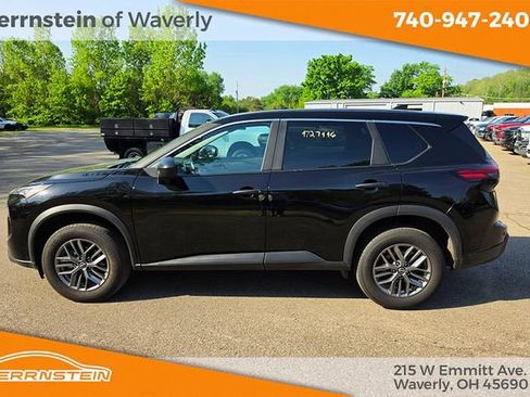 Used 2024 Nissan Rogue S AWD/4WD image 4