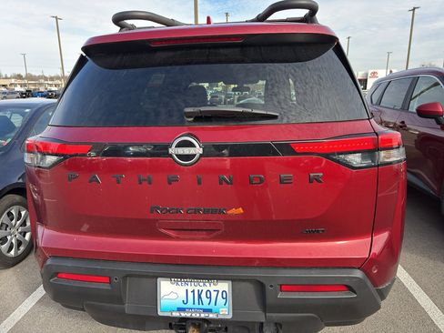 Certified 2023 Nissan Pathfinder Rock Creek image 8