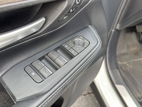 Used 2024 Toyota Grand Highlander Platinum image 28