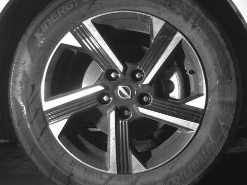 Used 2025 Nissan Sentra SV image 13