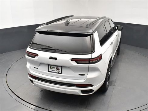 Used 2023 Jeep Grand Cherokee L Summit image 14