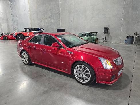 Used 2009 Cadillac CTS V RWD image 3