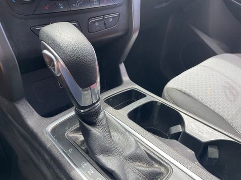 Used 2019 Ford Escape SE AWD/4WD image 7