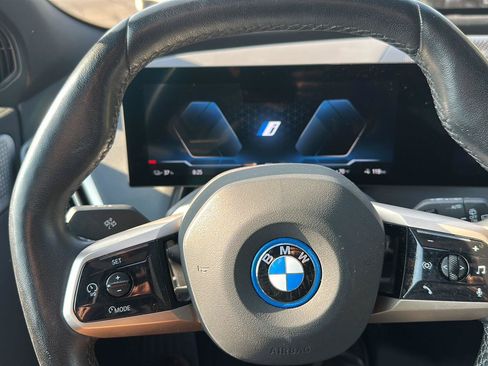 Used 2023 BMW iX M60 AWD/4WD image 13