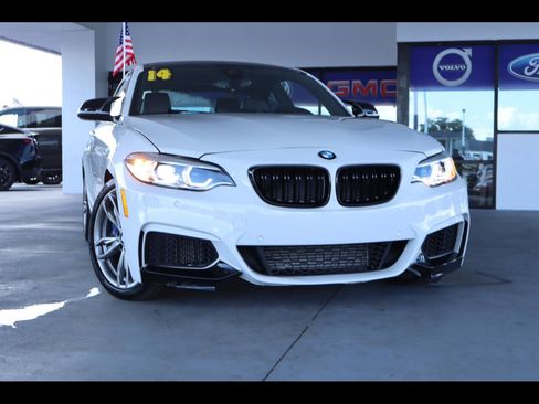 Used 2014 BMW M235i Coupe RWD image 1