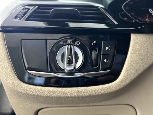 Used 2021 BMW 540i 540i w/ Premium Package image 15