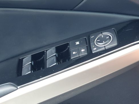 Used 2015 Lexus IS 250 RWD image 13