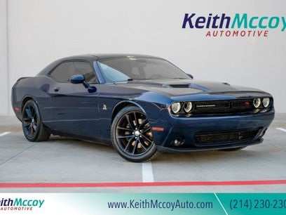 Used 2016 Dodge Challenger R/T Scat Pack w/ Leather Interior Group