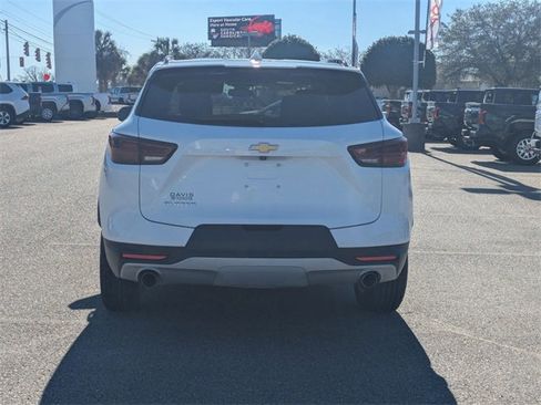Used 2024 Chevrolet Blazer LT w/ Convenience Package image 4