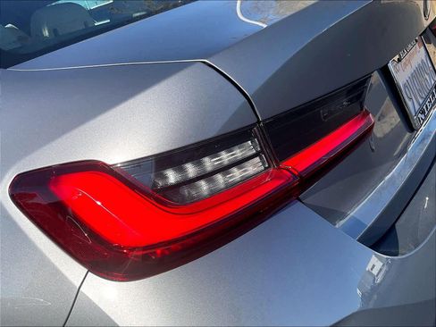 Certified 2025 BMW 330i Sedan w/ Convenience Package image 30