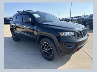 Used 2018 Jeep Grand Cherokee Trailhawk AWD/4WD video 1