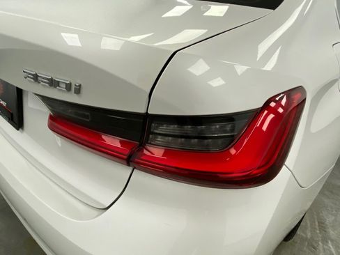 Used 2019 BMW 330i xDrive Sedan w/ Convenience Package AWD/4WD image 14